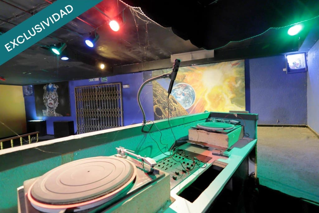 Office for sale in Noceda - € 120,000 (Ref: 9806359)