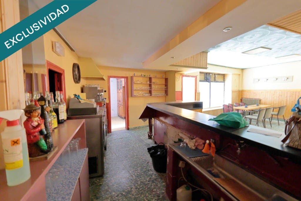 Office for sale in Noceda - € 120,000 (Ref: 9806359)