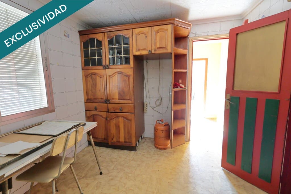 Office for sale in Noceda - € 120,000 (Ref: 9806359)
