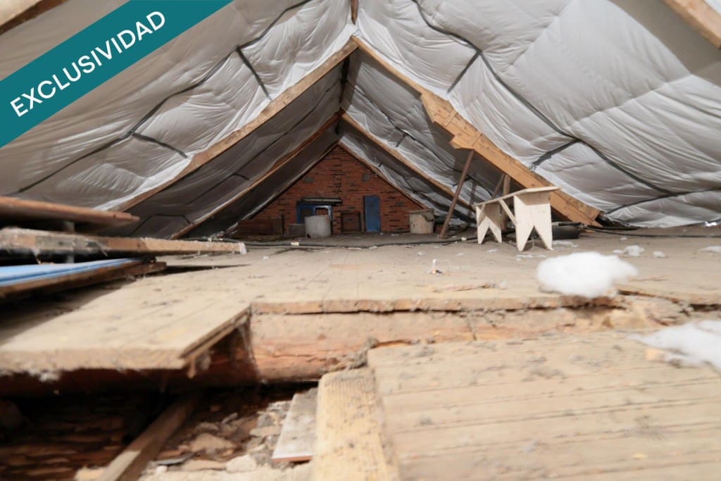 Office for sale in Noceda - € 120,000 (Ref: 9806359)