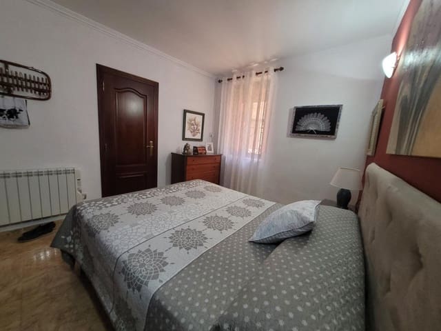 Apartamento de 3 habitaciones en Vallada en venta - 150.000 € (Ref: 9811448)
