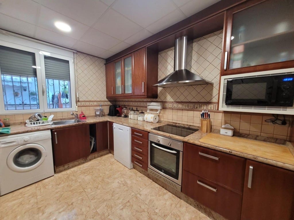 Apartamento de 3 habitaciones en Vallada en venta - 150.000 € (Ref: 9811448)