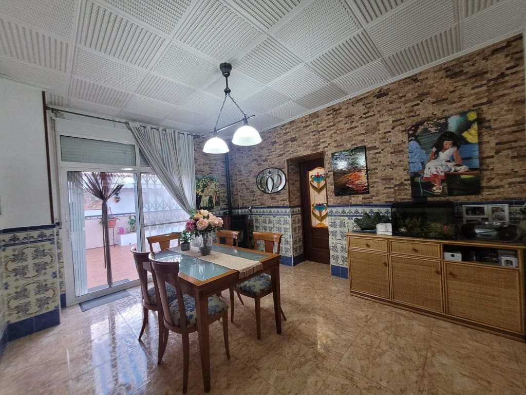 Apartamento de 3 habitaciones en Vallada en venta - 150.000 € (Ref: 9811448)