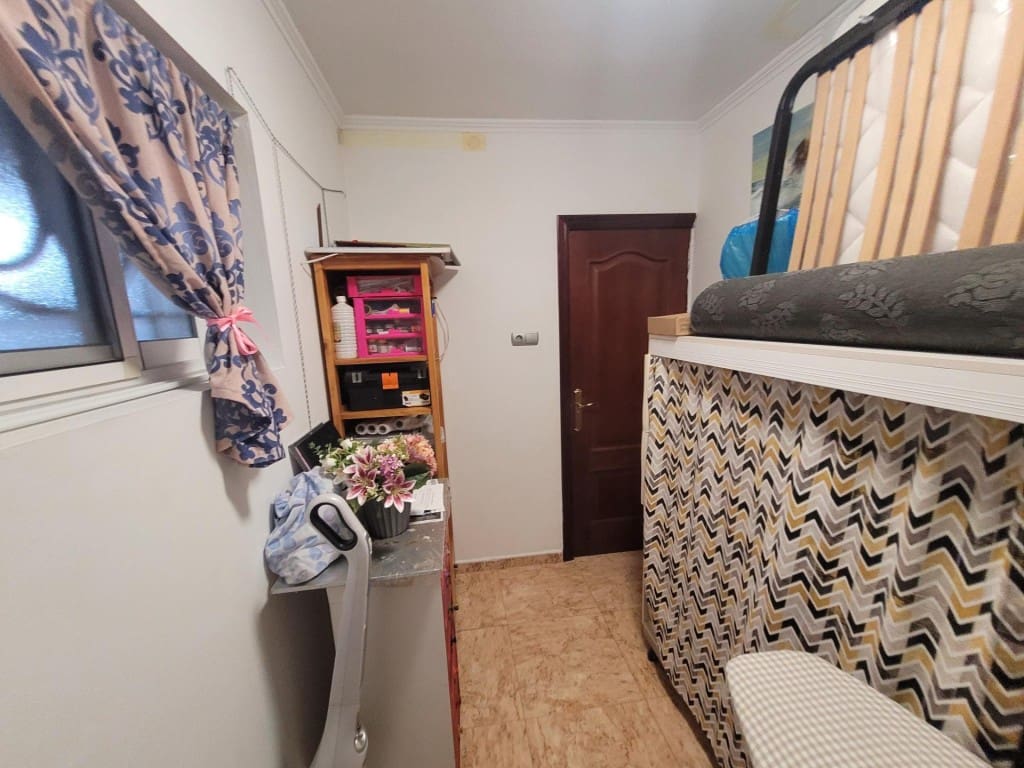 Apartamento de 3 habitaciones en Vallada en venta - 150.000 € (Ref: 9811448)
