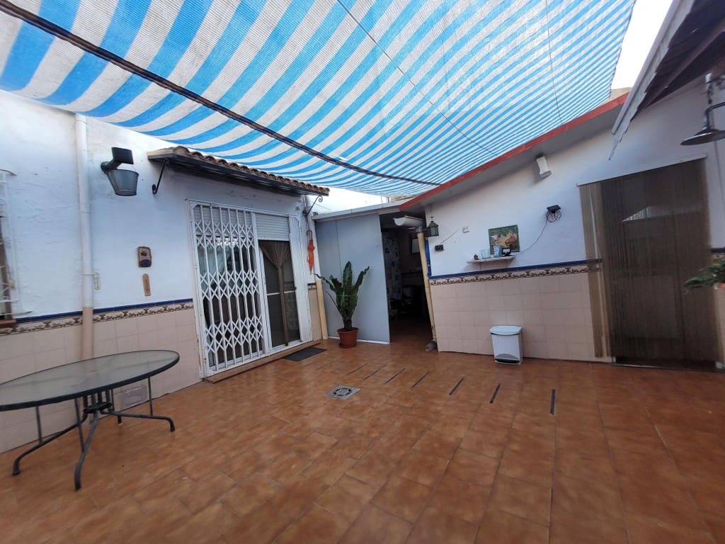 Apartamento de 3 habitaciones en Vallada en venta - 150.000 € (Ref: 9811448)