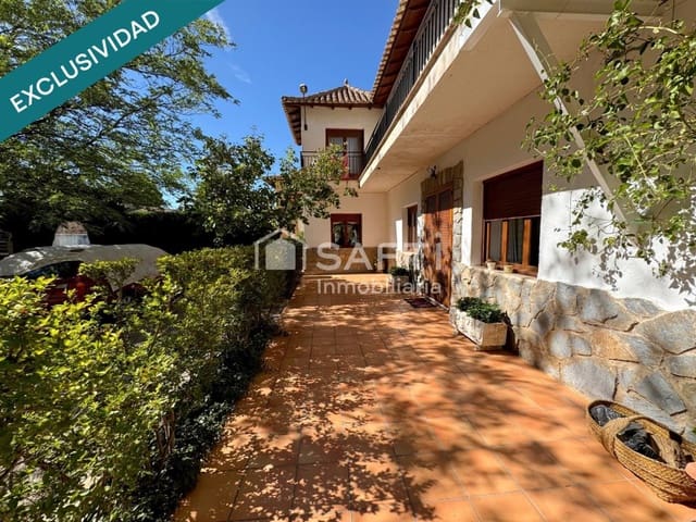 8 chambre Villa/Maison à vendre à Monóvar / Monóver avec piscine - 299 000 € (Ref: 9811457)