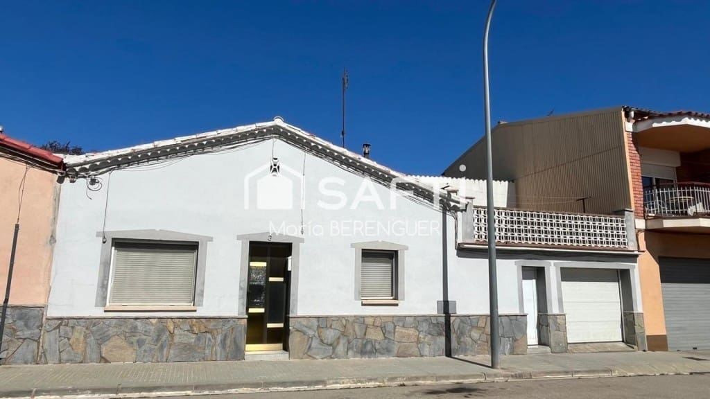 2 bedroom Villa for sale in Sallent - € 249,500 (Ref: 9811461)