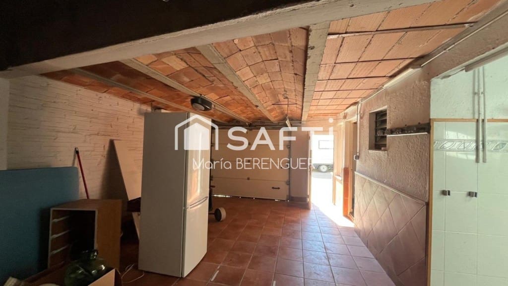 2 bedroom Villa for sale in Sallent - € 249,500 (Ref: 9811461)