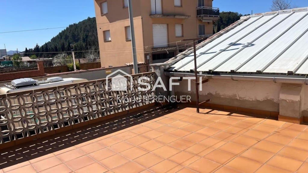 2 bedroom Villa for sale in Sallent - € 249,500 (Ref: 9811461)