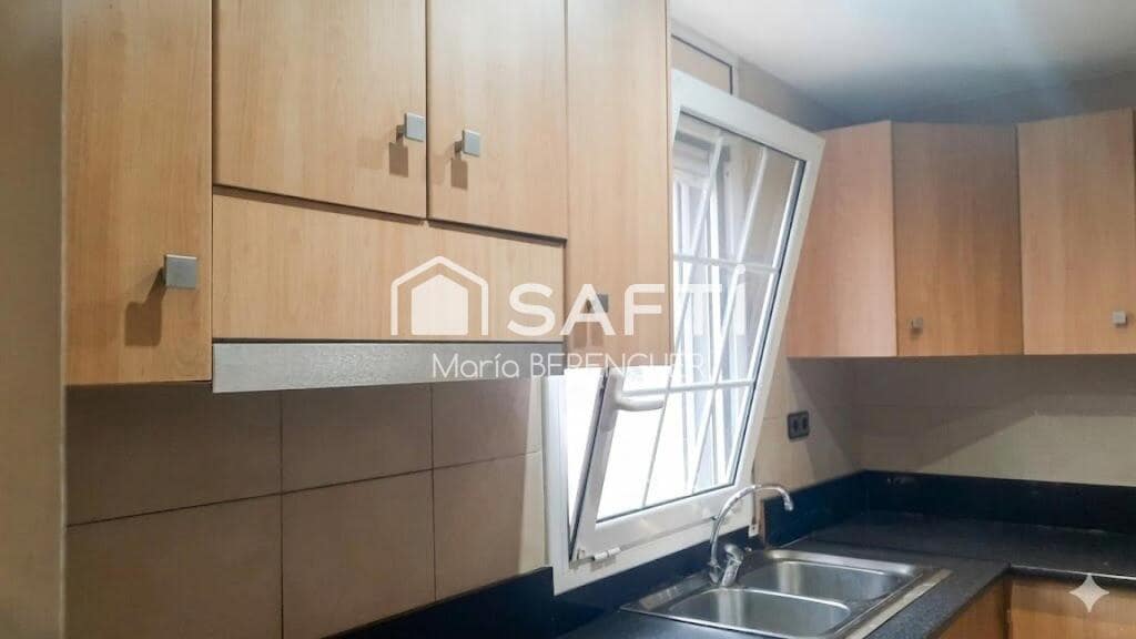 3 bedroom Villa for sale in Sallent - € 249,500 (Ref: 9811461)