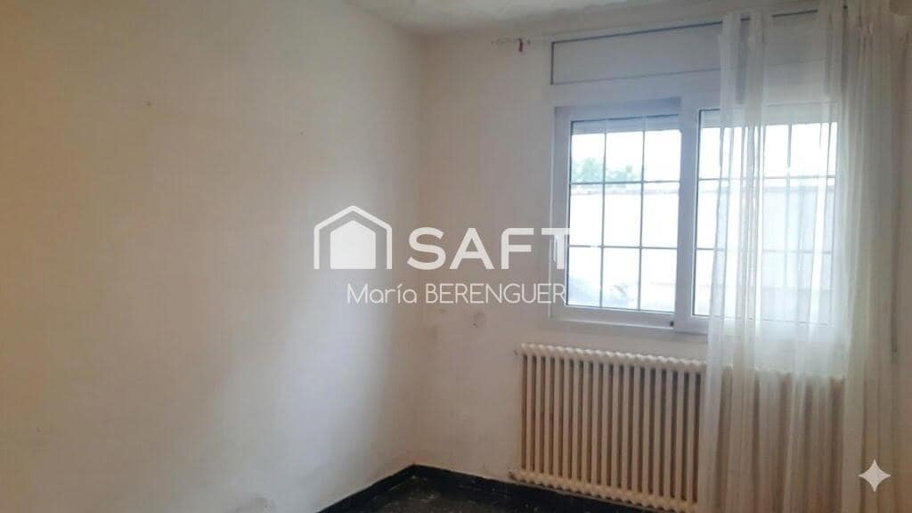 3 bedroom Villa for sale in Sallent - € 249,500 (Ref: 9811461)