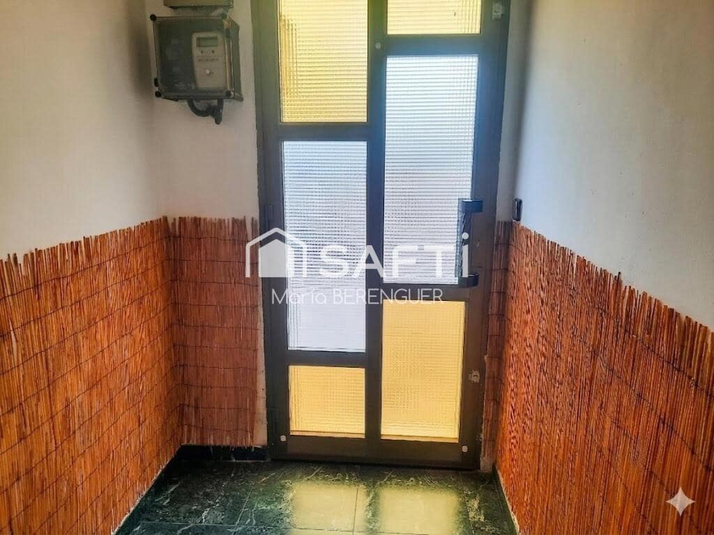 3 bedroom Villa for sale in Sallent - € 249,500 (Ref: 9811461)
