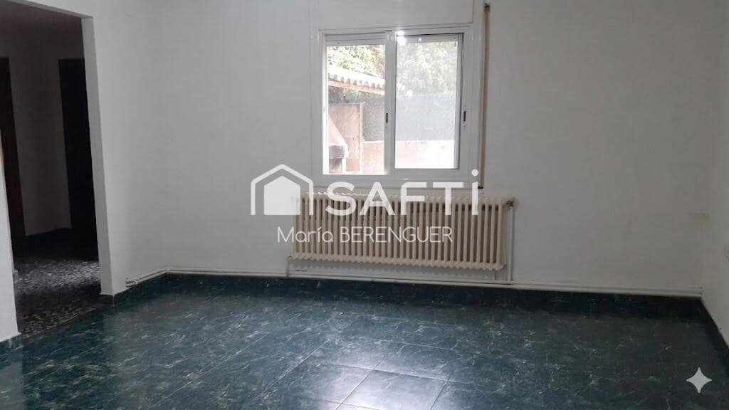 3 bedroom Villa for sale in Sallent - € 249,500 (Ref: 9811461)