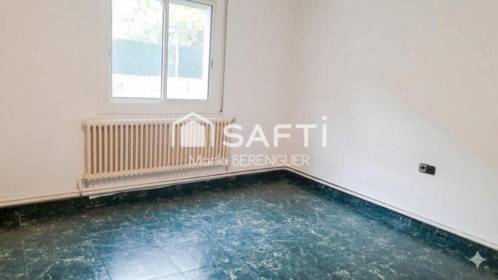 3 bedroom Villa for sale in Sallent - € 249,500 (Ref: 9811461)