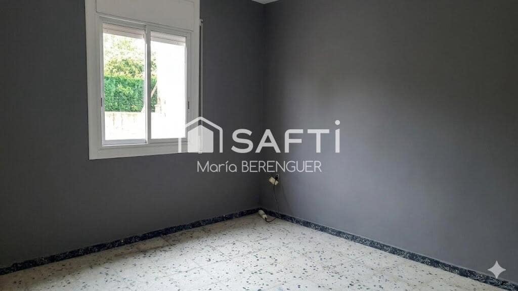 3 bedroom Villa for sale in Sallent - € 249,500 (Ref: 9811461)