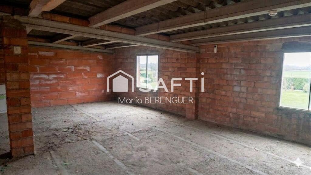 3 bedroom Villa for sale in Sallent - € 249,500 (Ref: 9811461)