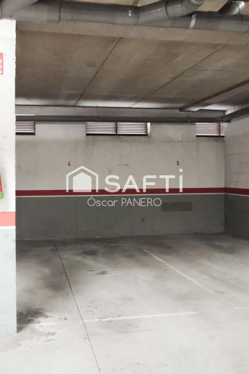 1 soveværelse Lejlighed til salg i San Andres del Rabanedo med garage - € 91.000 (Ref: 9811466)