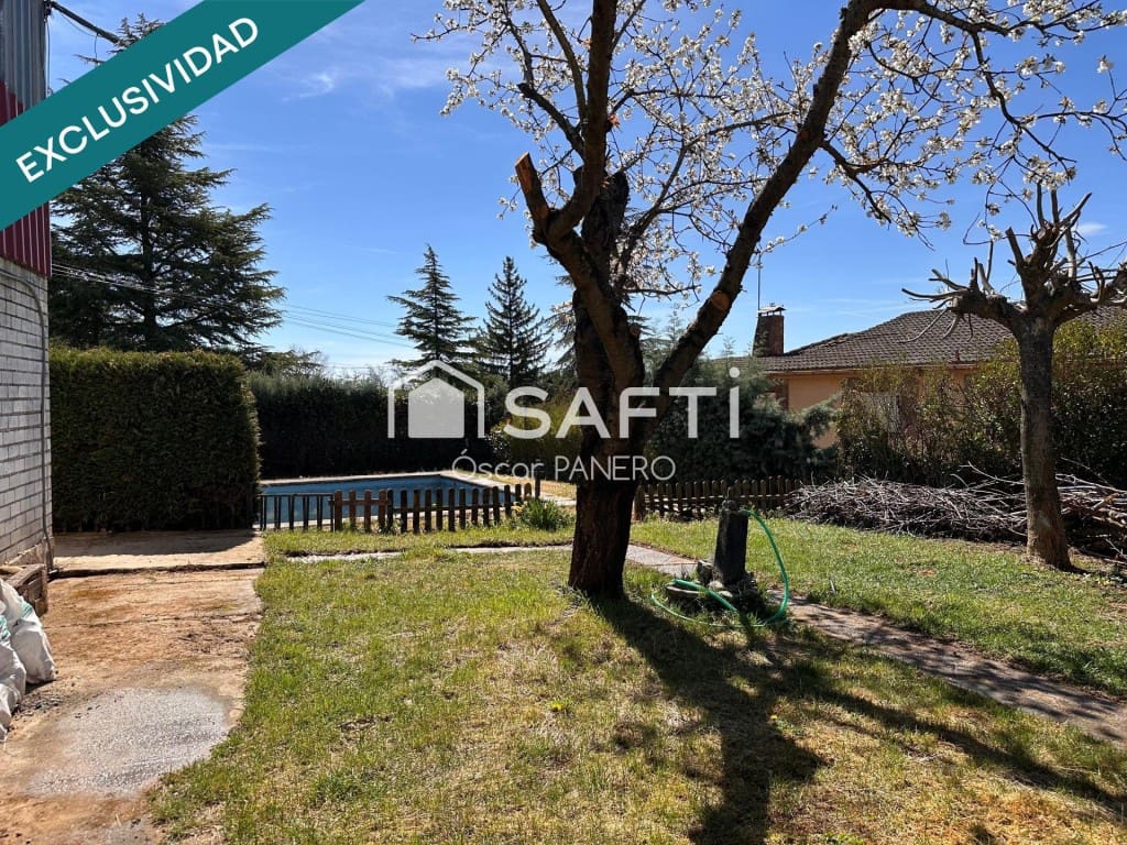 1 sovrum Finca/Hus på landet till salu i Valverde de la Virgen med pool - 85 000 € (Ref: 9811467)