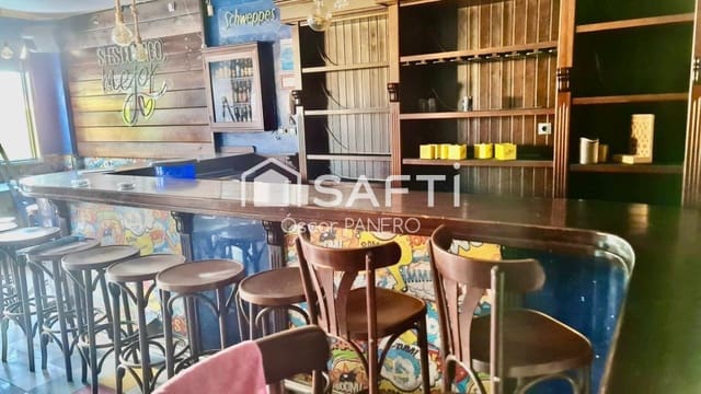 Gewerbe zu verkaufen in Valverde de la Virgen - 257.000 € (Ref: 9811468)