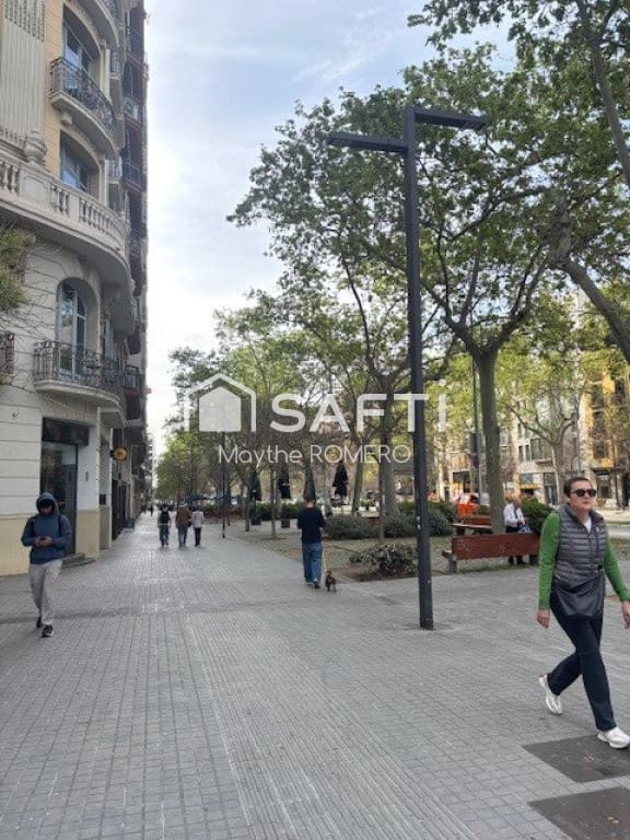 Garage till salu i Barcelona stad - 26 000 € (Ref: 9811470)