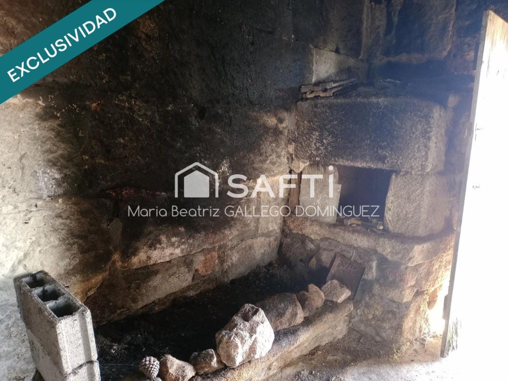 2 bedroom Finca/Country House for sale in Pontevedra city with garage - € 43,000 (Ref: 9813274)