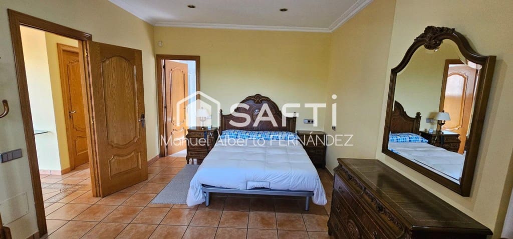 5 quarto Moradia para venda em Mataro com piscina garagem - 2 450 000 € (Ref: 9813276)