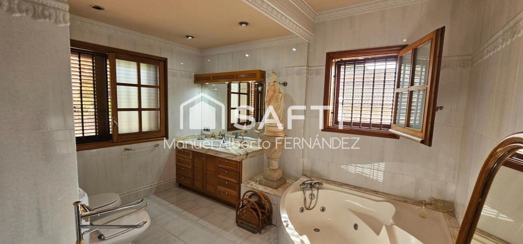 5 quarto Moradia para venda em Mataro com piscina garagem - 2 450 000 € (Ref: 9813276)
