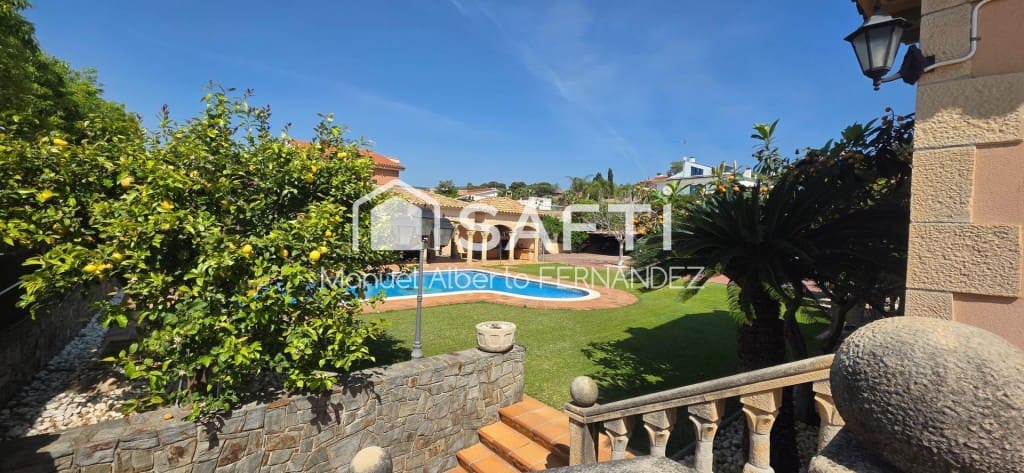 5 quarto Moradia para venda em Mataro com piscina garagem - 2 450 000 € (Ref: 9813276)