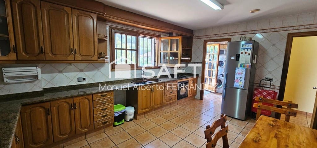 5 quarto Moradia para venda em Mataro com piscina garagem - 2 450 000 € (Ref: 9813276)