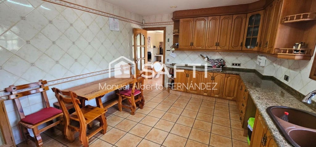 5 quarto Moradia para venda em Mataro com piscina garagem - 2 450 000 € (Ref: 9813276)