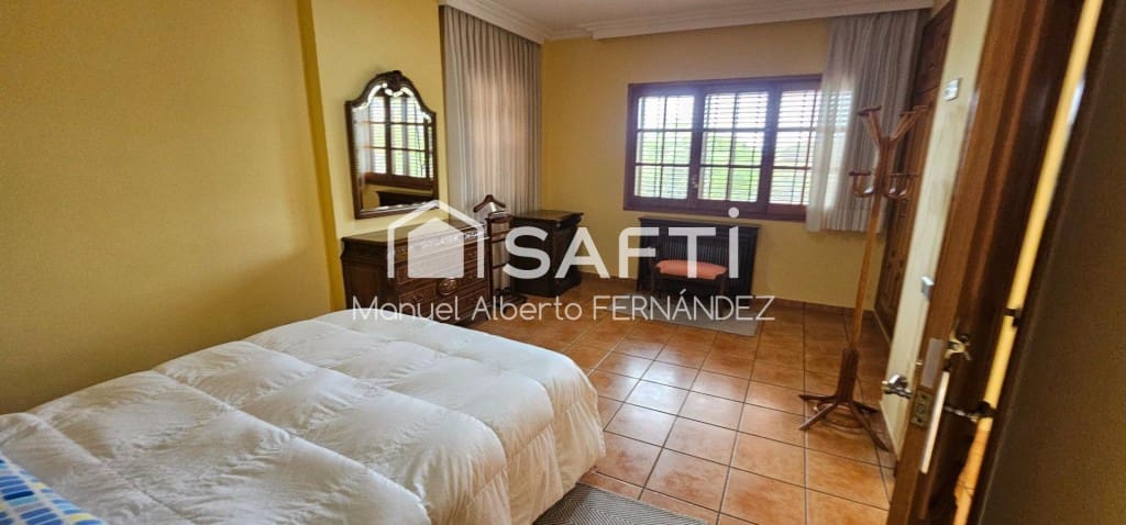 5 quarto Moradia para venda em Mataro com piscina garagem - 2 450 000 € (Ref: 9813276)