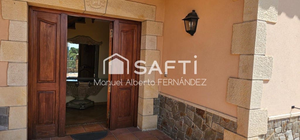 5 quarto Moradia para venda em Mataro com piscina garagem - 2 450 000 € (Ref: 9813276)