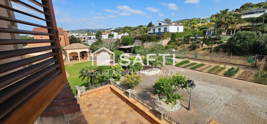5 quarto Moradia para venda em Mataro com piscina garagem - 2 450 000 € (Ref: 9813276)