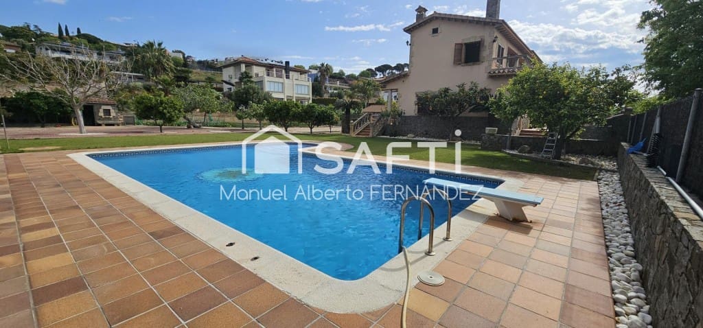 5 quarto Moradia para venda em Mataro com piscina garagem - 2 450 000 € (Ref: 9813276)