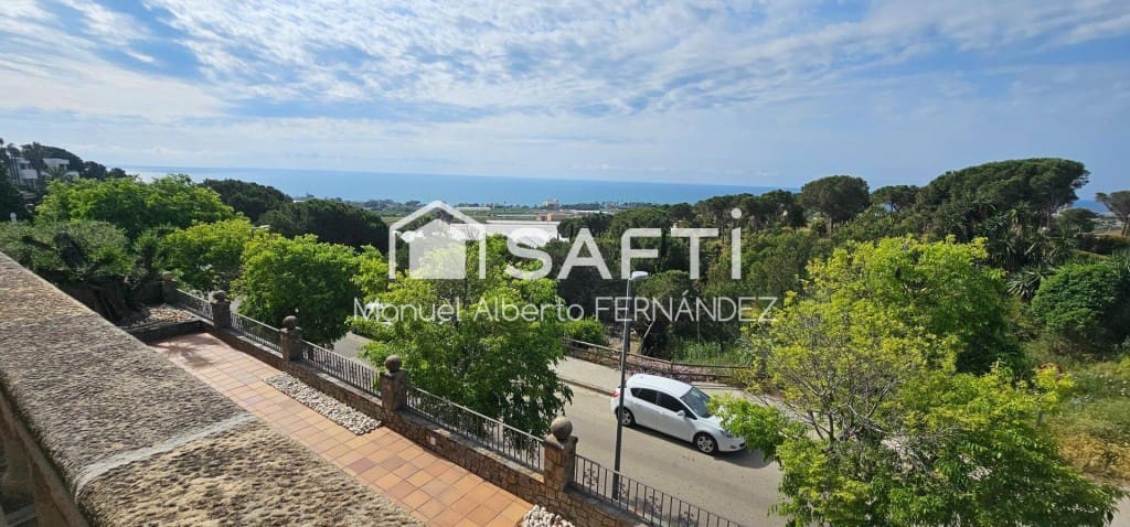 5 quarto Moradia para venda em Mataro com piscina garagem - 2 450 000 € (Ref: 9813276)
