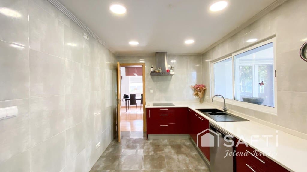 4 camera da letto Villa in vendita in Godelleta con piscina - 335.000 € (Rif: 9813278)