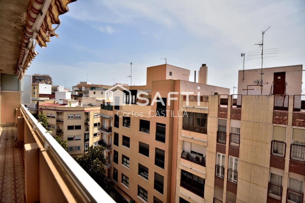 3 sovrum Takvåning till salu i Alicante stad - 363 000 € (Ref: 9815773)