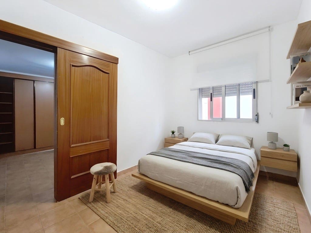 4 slaapkamer Rijtjeshuis te koop in Castello de Rugat - € 59.000 (Ref: 9815774)