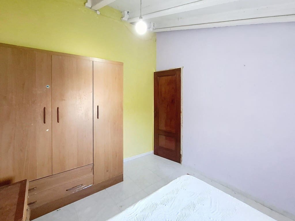 4 slaapkamer Rijtjeshuis te koop in Castello de Rugat - € 59.000 (Ref: 9815774)