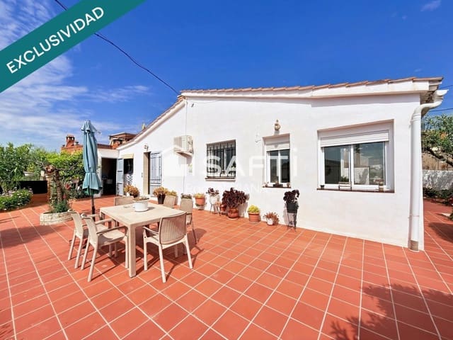 3 bedroom Villa for sale in Esparreguera - € 215,000 (Ref: 9815776)