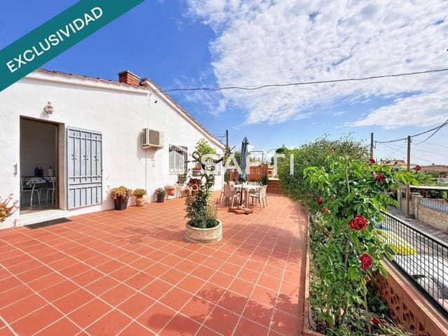 3 bedroom Villa for sale in Esparreguera - € 215,000 (Ref: 9815776)