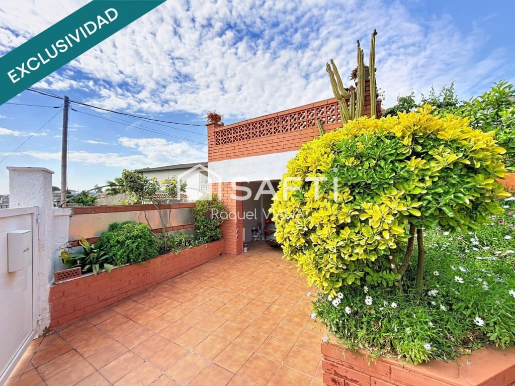 3 bedroom Villa for sale in Esparreguera - € 215,000 (Ref: 9815776)