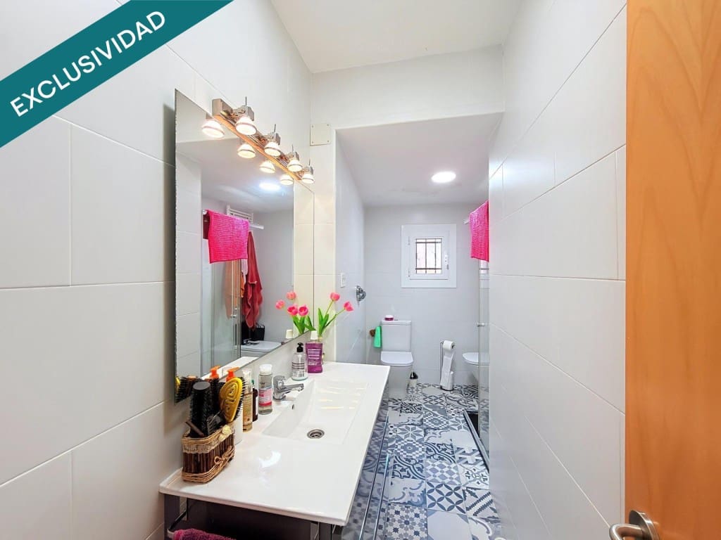 3 bedroom Villa for sale in Esparreguera - € 215,000 (Ref: 9815776)