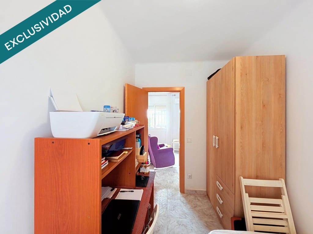 3 bedroom Villa for sale in Esparreguera - € 215,000 (Ref: 9815776)