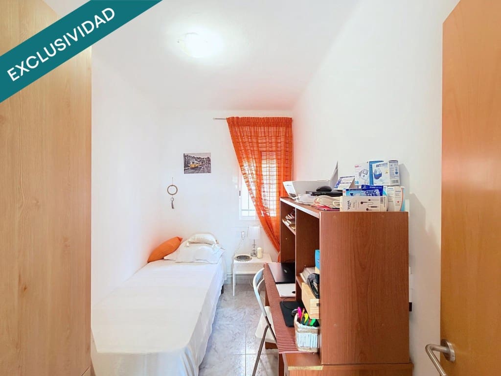 3 bedroom Villa for sale in Esparreguera - € 215,000 (Ref: 9815776)