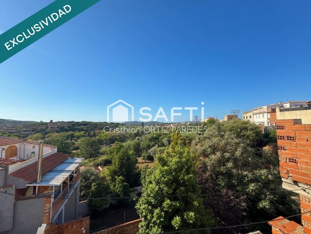 3 bedroom Terraced Villa for sale in Malgrat de Mar with garage - € 249,000 (Ref: 9817947)