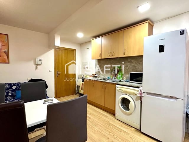 2 makuuhuone Huoneisto myytävänä paikassa Vinaròs - 139 000 € (Ref: 9817949)