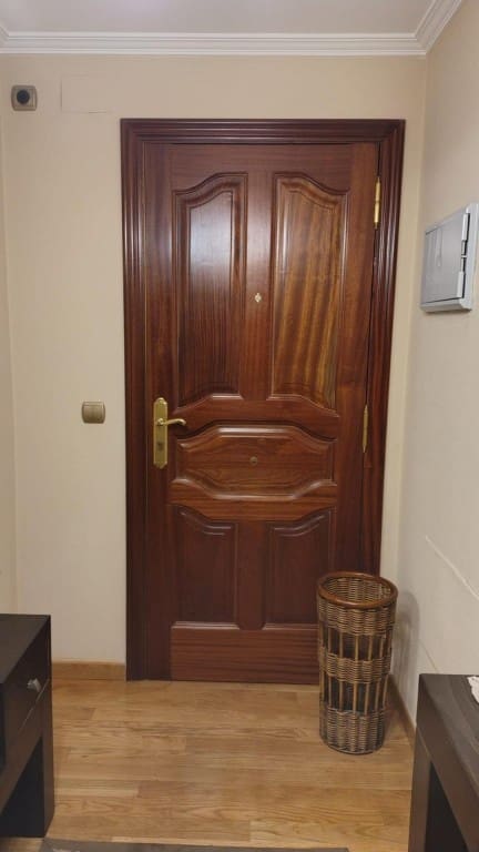 4 quarto Apartamento para arrendar em Santiago de Compostela com garagem - 1 500 € (Ref: 9817950)