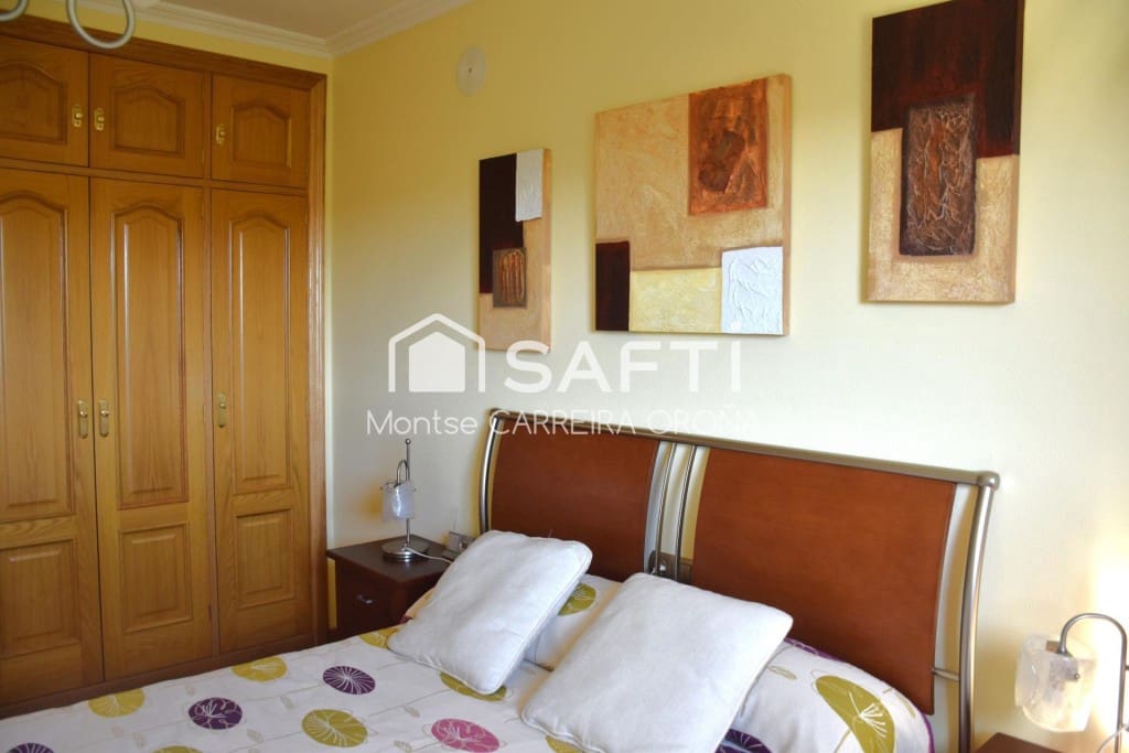 4 quarto Apartamento para arrendar em Santiago de Compostela com garagem - 1 500 € (Ref: 9817950)