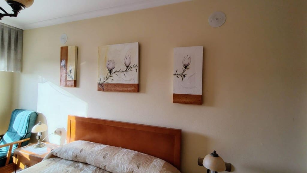 4 quarto Apartamento para arrendar em Santiago de Compostela com garagem - 1 500 € (Ref: 9817950)